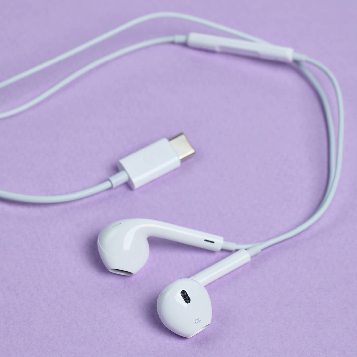 【2024年最新レビュー】MIX師がおすすめする音楽制作用イヤホン10選 | plug+（ぷらぷら）