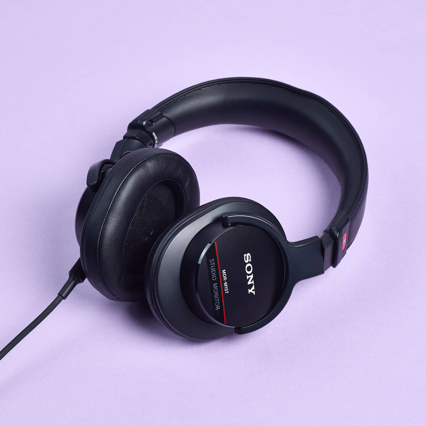 【2024年最新レビュー】MIX師がおすすめする音楽制作用ヘッドホン13選（＋3） | plug+（ぷらぷら）