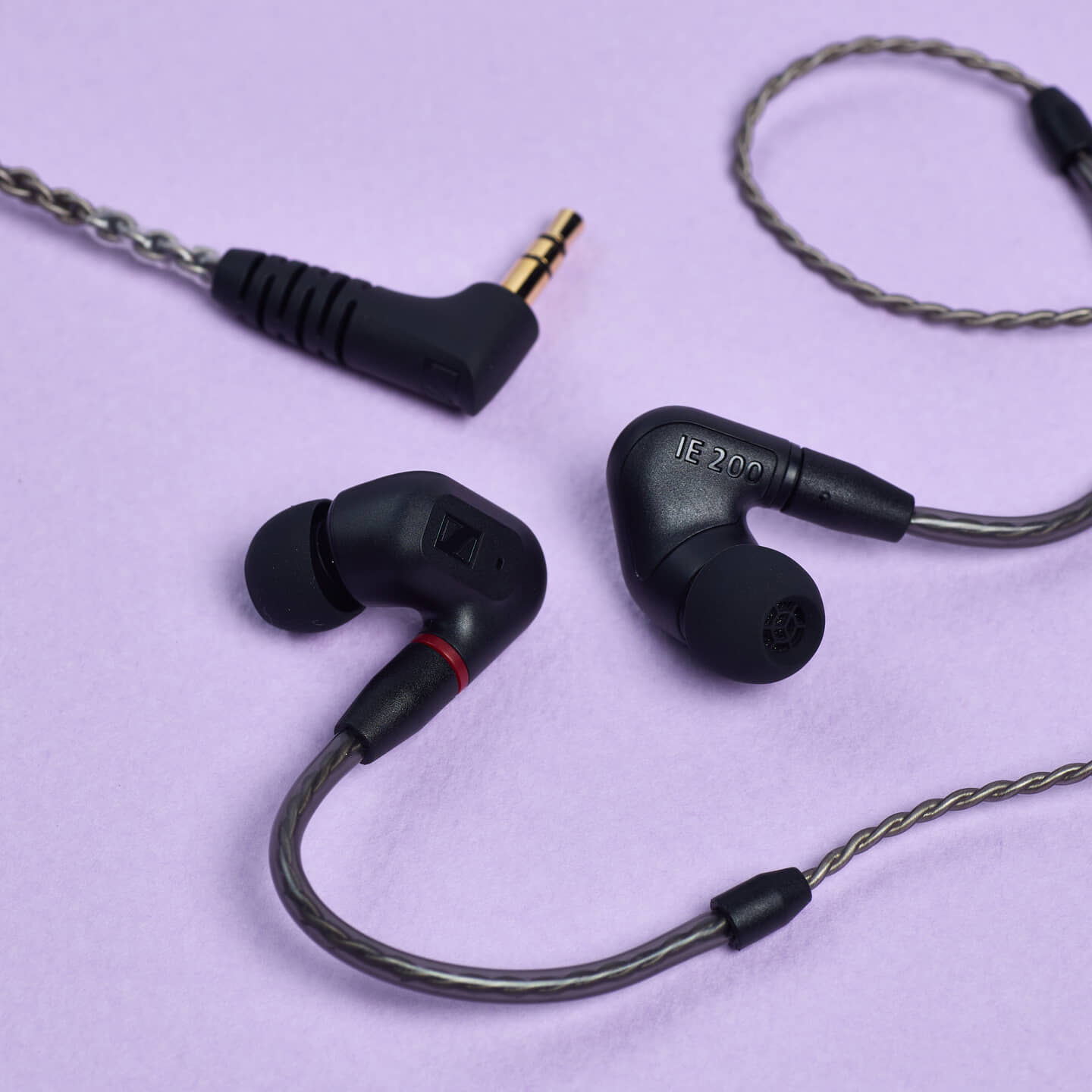 【2024年最新レビュー】MIX師がおすすめする音楽制作用イヤホン10選 | plug+（ぷらぷら）